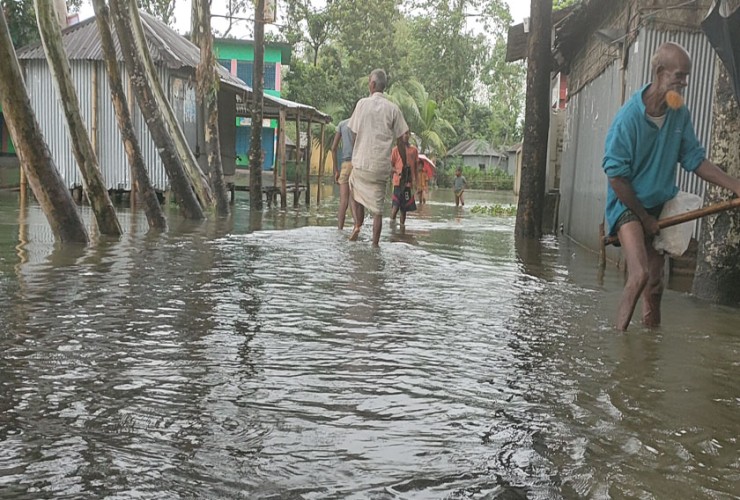 তিস্তা ডালিয়া পয়েন্টে পানি কমলেও বেড়েছে কাউনিয়া পয়েন্ট